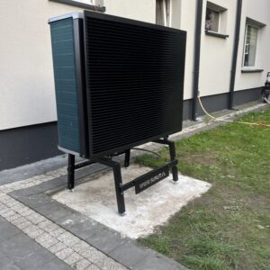 profesjonalny montaż pompy ciepła Sunlit